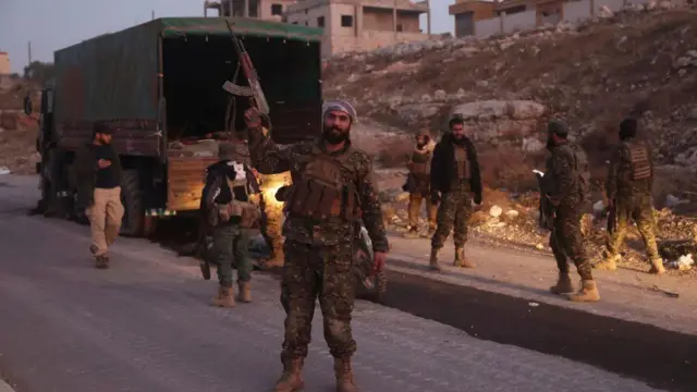 مجموعة من مسلحي المعارضة في حلب