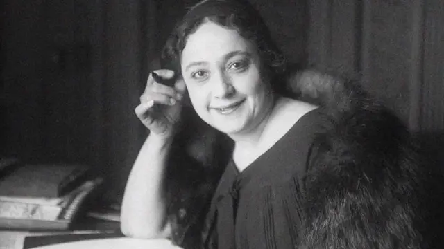 هدى شعراوي (1879-1947)