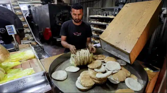 في مخبز
