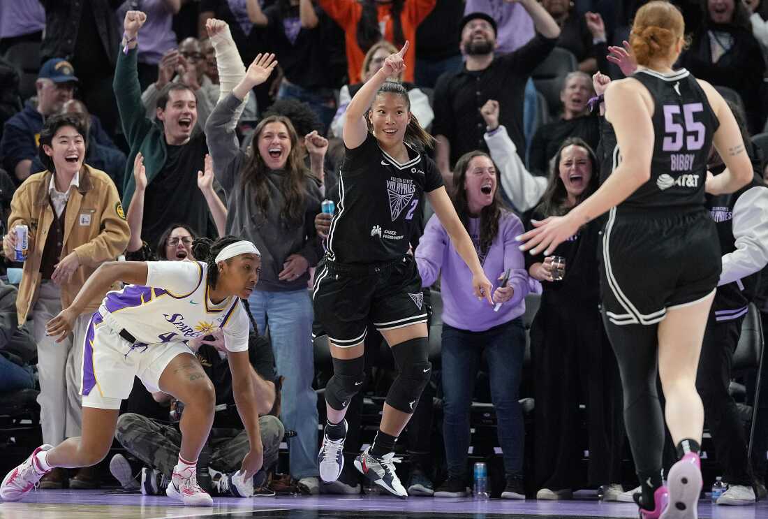 More than 17,000 fans came to see the first preseason game for the Golden State Valkyries, the WNBA's first expansion team since 2008.