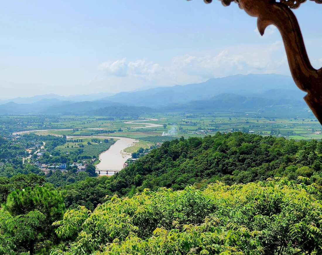 The Kok River and its valley, seen from the Wat Tha Ton Temple.