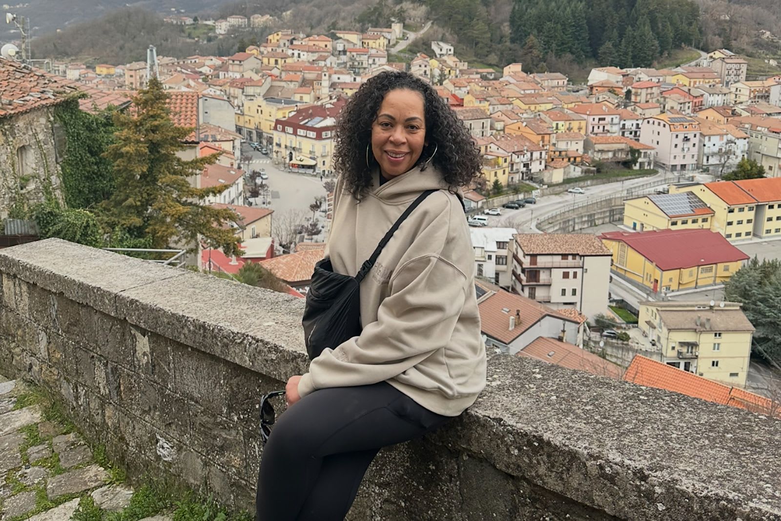 معلمة سابقة تستبدل أمريكا بحياة أبسط وأكثر هدوءًا في أعماق الريف الإيطالي