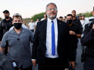 Israeli Ministers Join Gaza Settlement March