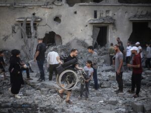 Israeli Strikes Kill Six Across Gaza Strip