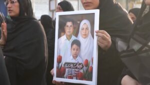 Funeral Held for Family Killed on Qeshm Island